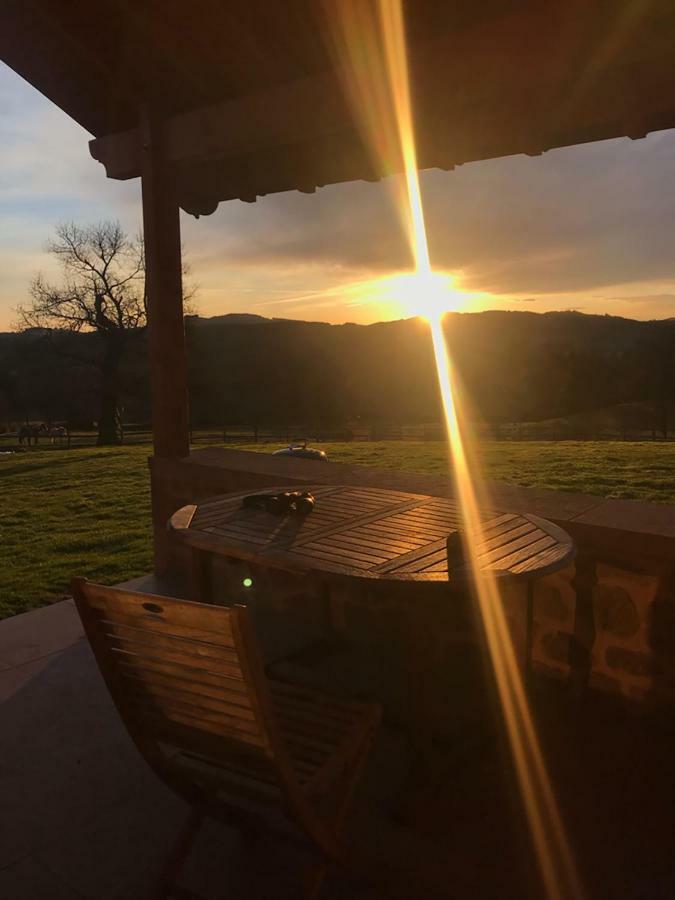 Willa Les Perruchons Ancienne Grange Renovee Avec Soin Ozolles Zewnętrze zdjęcie
